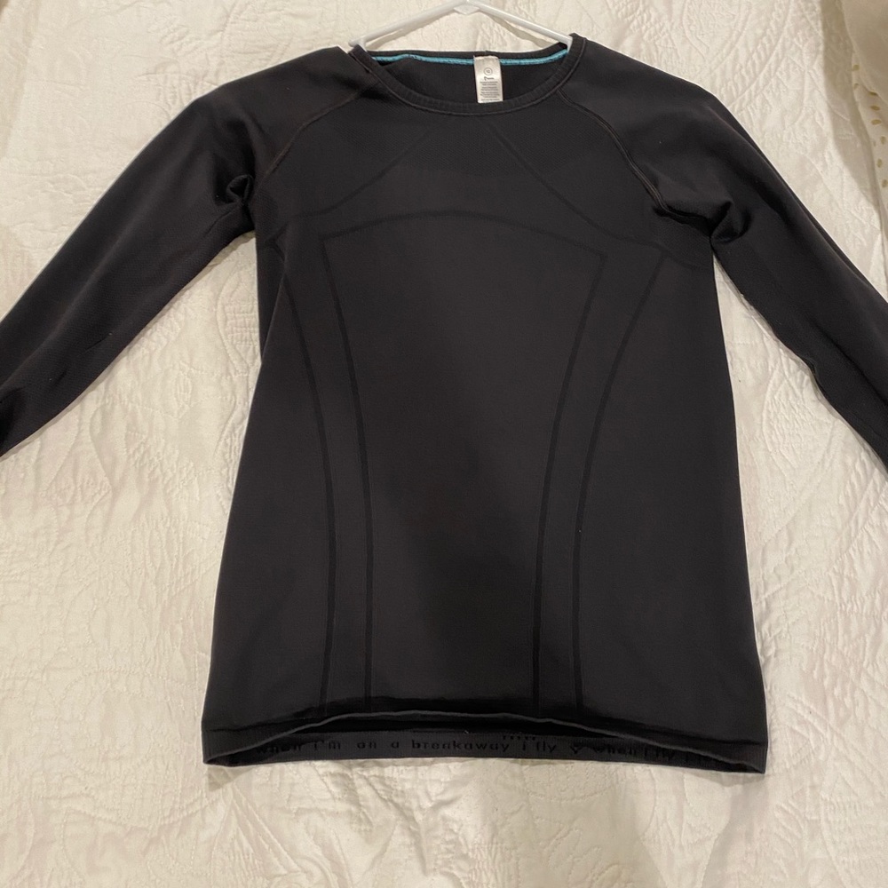Long sleeve black ivivva